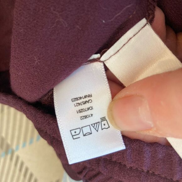 Lou& Grey BNWT plum satin extra high waist palazzo pants w/ elastic drawstring - Picture 13 of 13